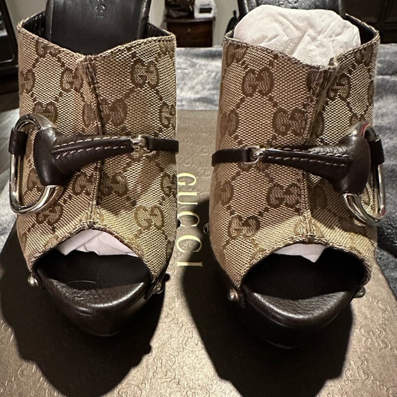 Authentic Gucci Beige/Brown GG Canvas and Leather Icon Bit Platform Clogs - Picture 3 of 13